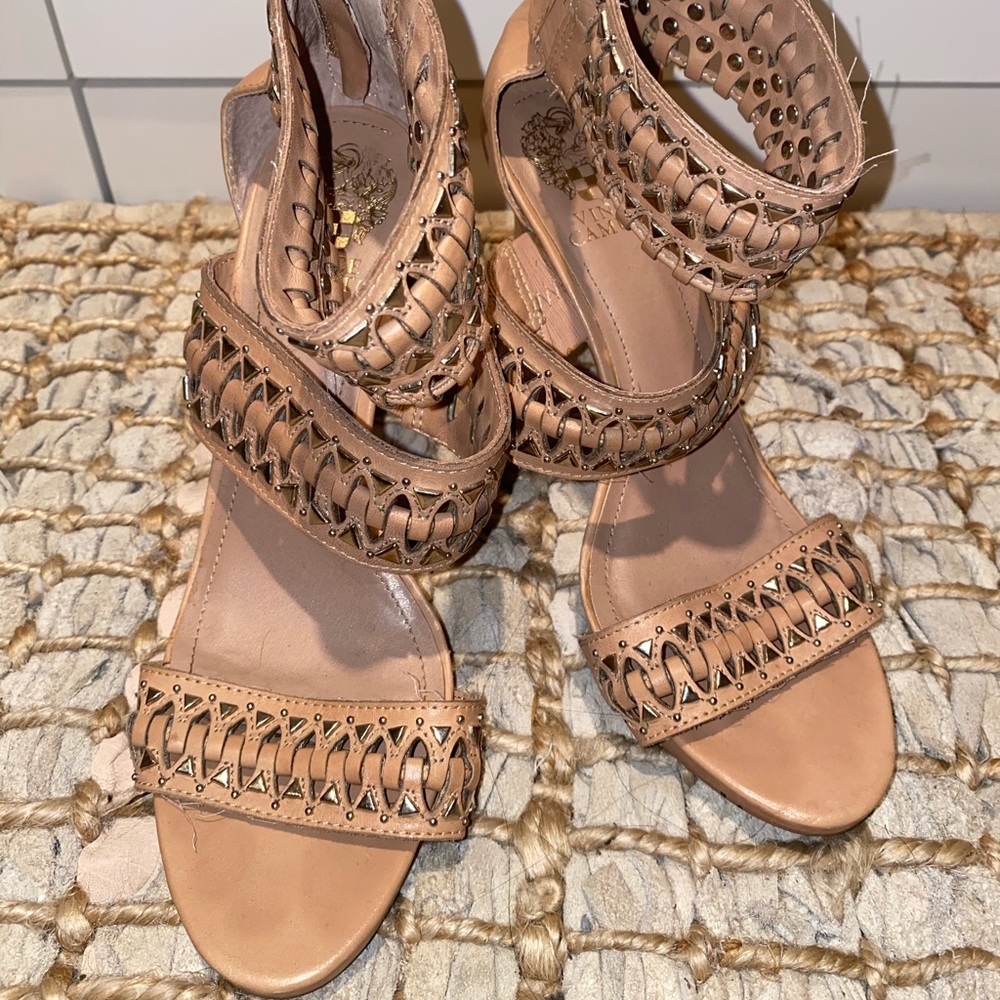 100% Authentic Vince Camuto studded nude heels ✨